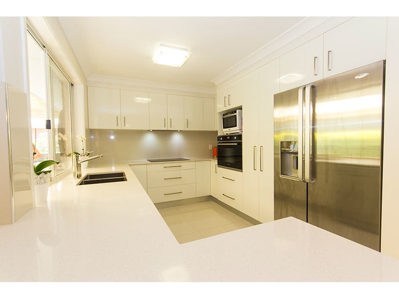 5 Riverlea Waters Drive, Nerang QLD 4211