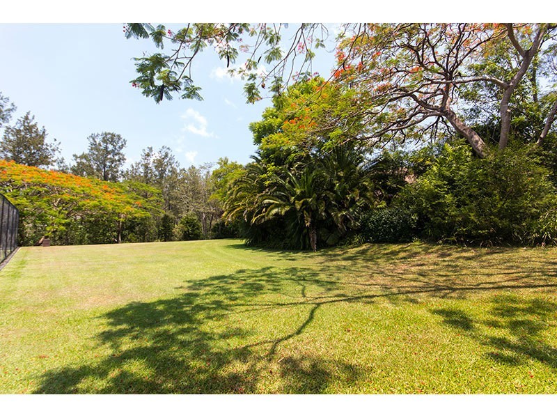 5 Riverlea Waters Drive, Nerang QLD 4211
