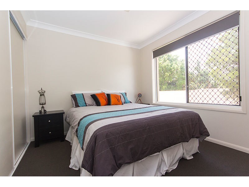4 Greaves Court, Carrara QLD 4211