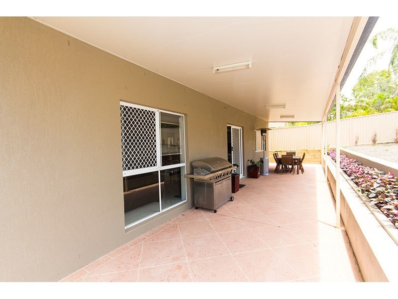 4 Greaves Court, Carrara QLD 4211