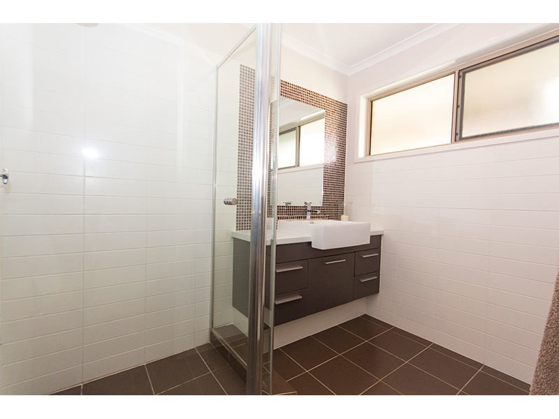 1/23 Paramount Place, Oxenford QLD 4210