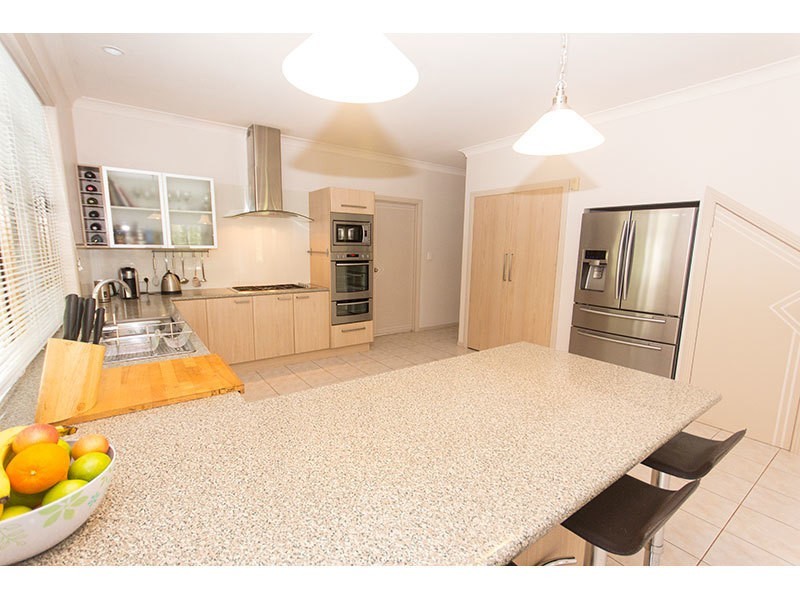 14 Lords Avenue, Mount Nathan QLD 4211