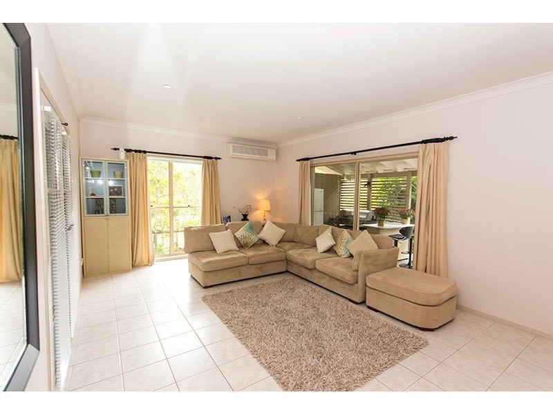 14 Lords Avenue, Mount Nathan QLD 4211