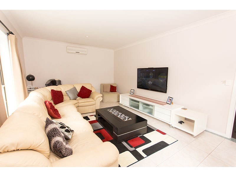 14 Lords Avenue, Mount Nathan QLD 4211