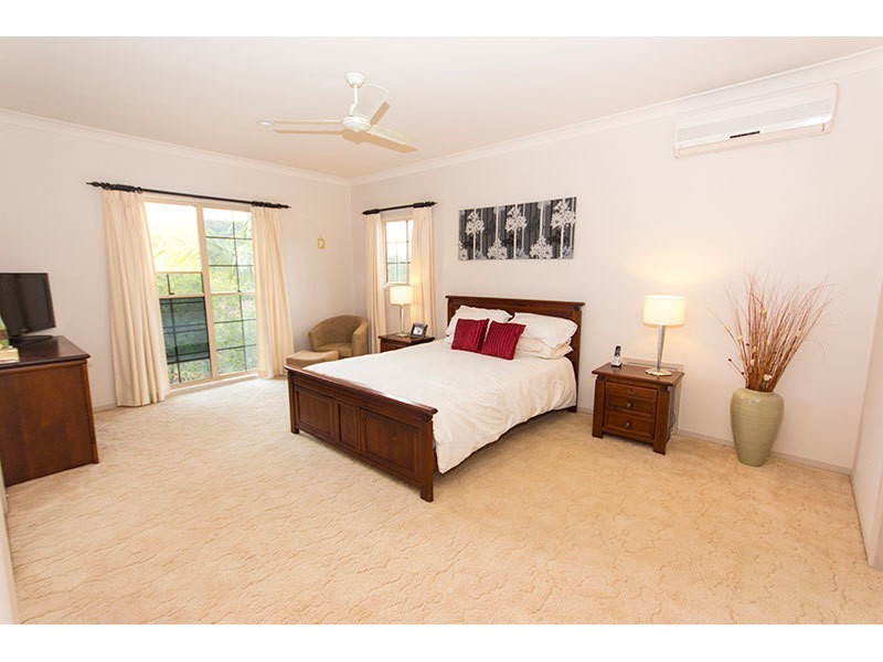 14 Lords Avenue, Mount Nathan QLD 4211