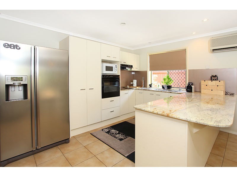 20 Winchester Drive, Nerang QLD 4211