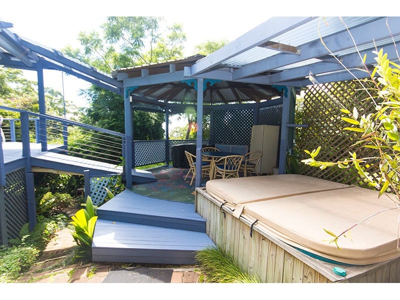 11 Gretty Lane, Lower Beechmont QLD 4211