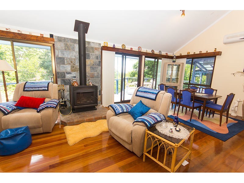 11 Gretty Lane, Lower Beechmont QLD 4211