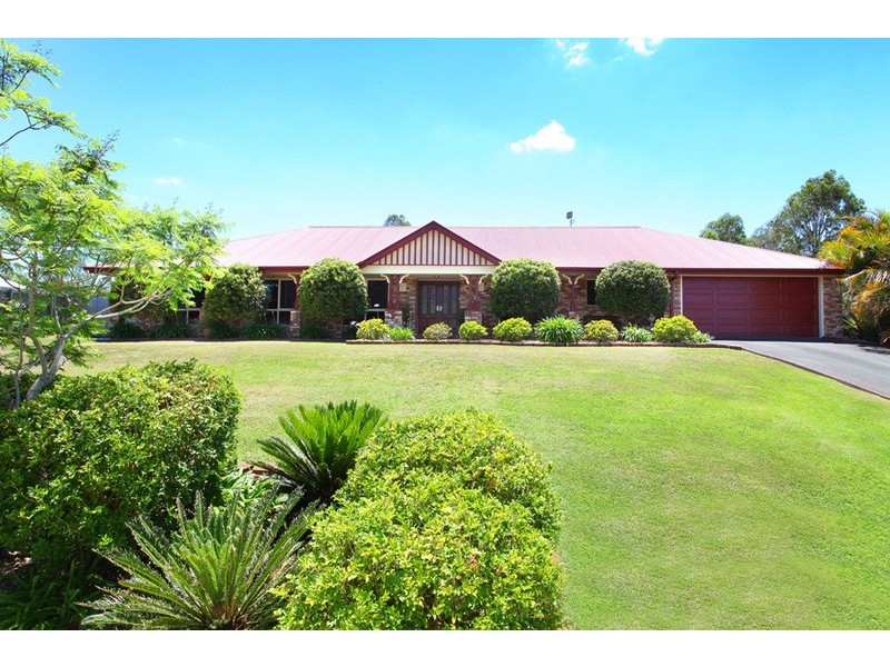 18 Pasture Place, Mount Nathan QLD 4211