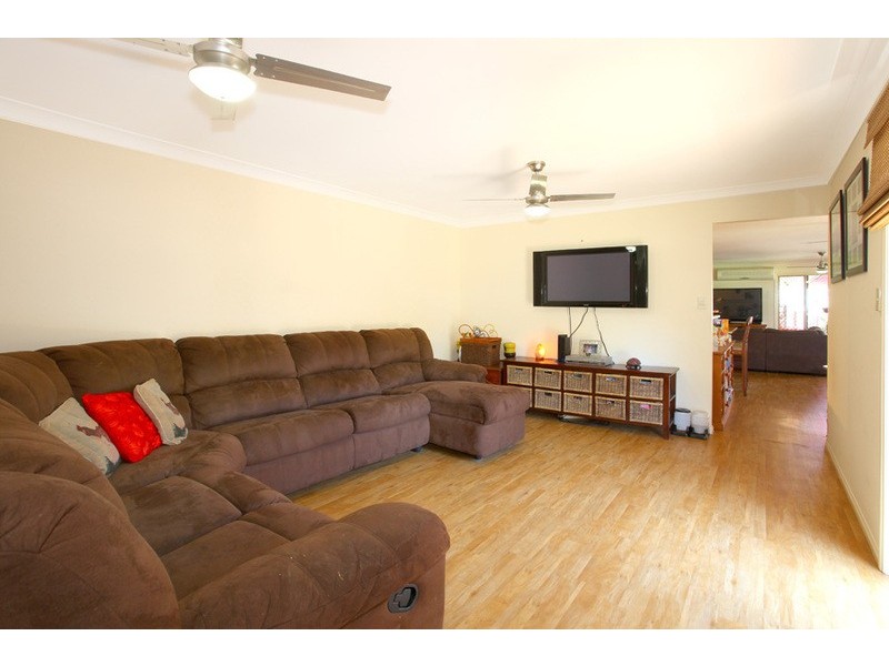 18 Pasture Place, Mount Nathan QLD 4211