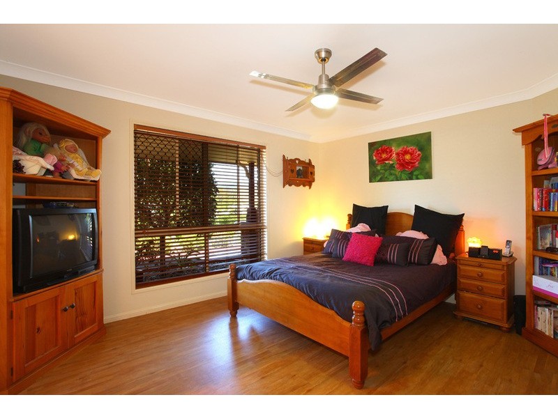 18 Pasture Place, Mount Nathan QLD 4211