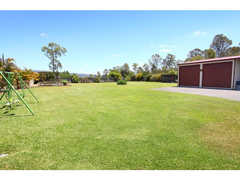 18 Pasture Place, Mount Nathan QLD 4211