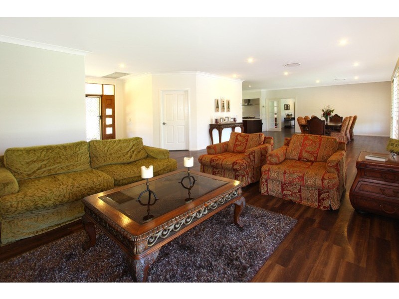 34 Lawnhill Drive, Nerang QLD 4211