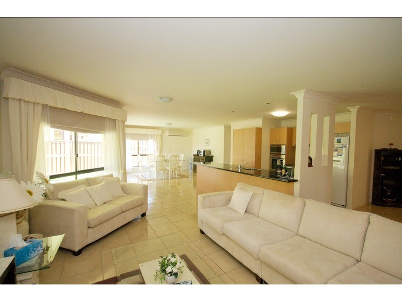 3 Fairy Wren Terrace, Gilston QLD 4211