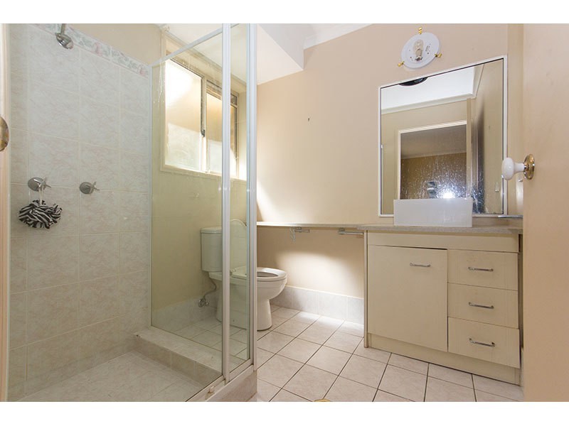 4 Brook Court, Nerang QLD 4211