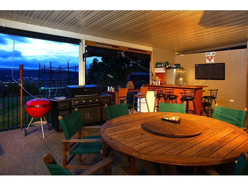 22 Salvado Drive, Pacific Pines QLD 4211