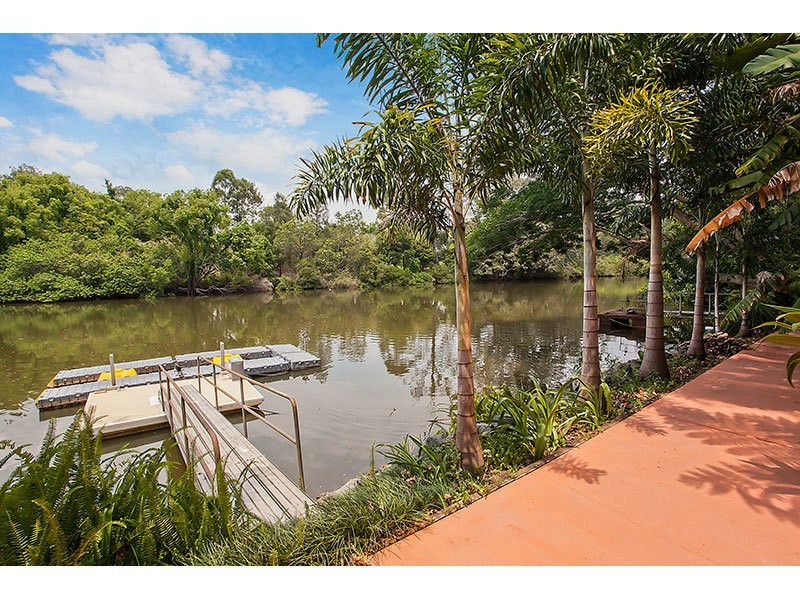 51 Nerang River Drive, Nerang QLD 4211