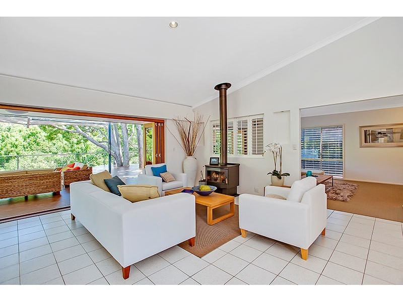 51 Nerang River Drive, Nerang QLD 4211