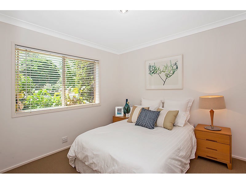 51 Nerang River Drive, Nerang QLD 4211