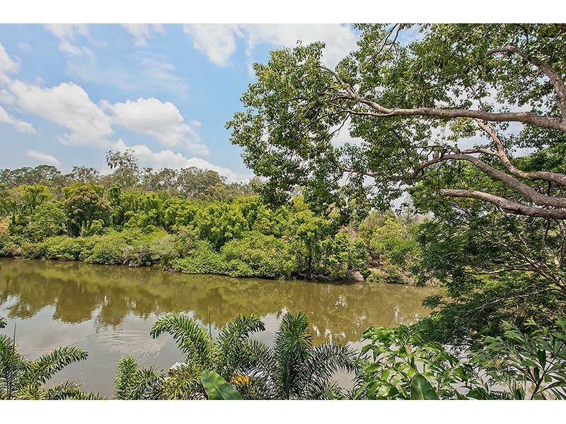 51 Nerang River Drive, Nerang QLD 4211