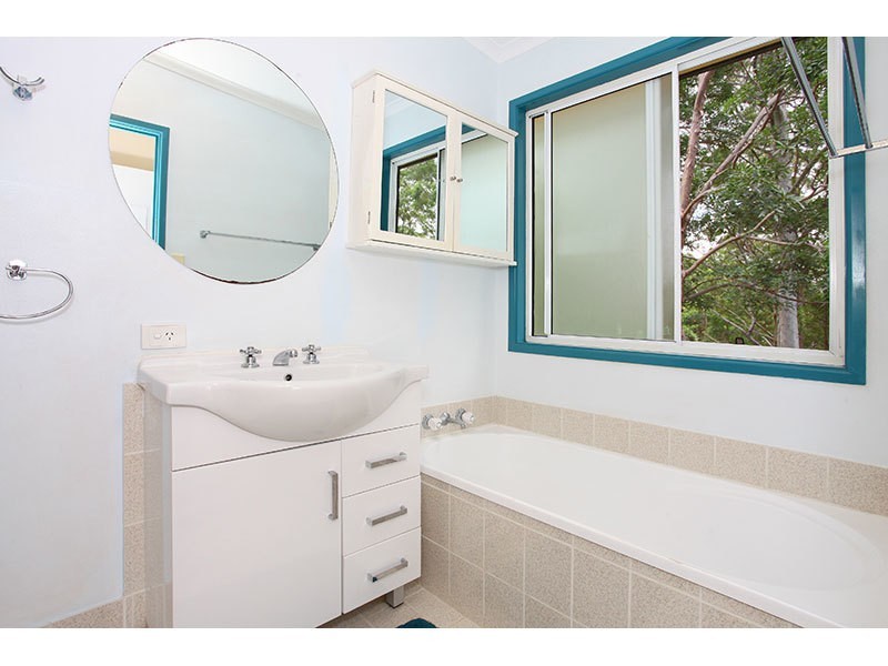 166 North Road, Lower Beechmont QLD 4211