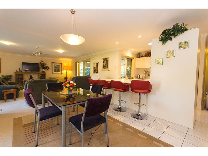 8 Glengarry Close, Highland Park QLD 4211