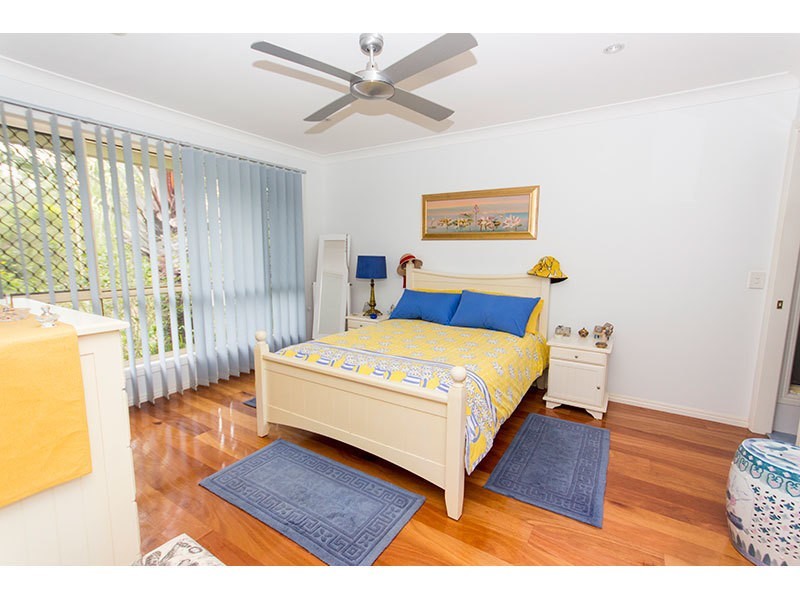 131 Castle Hill Drive North, Gaven QLD 4211