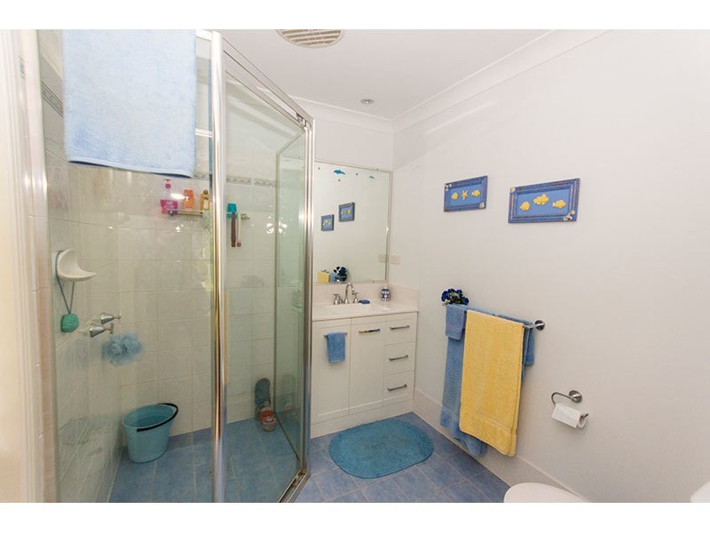 131 Castle Hill Drive North, Gaven QLD 4211