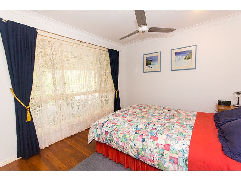 131 Castle Hill Drive North, Gaven QLD 4211