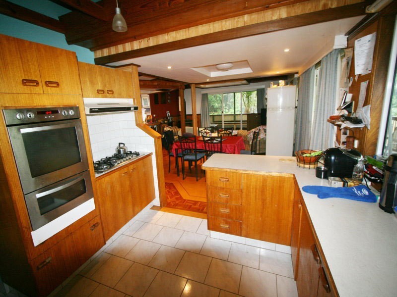 1879 Beechmont Road, Beechmont QLD 4211