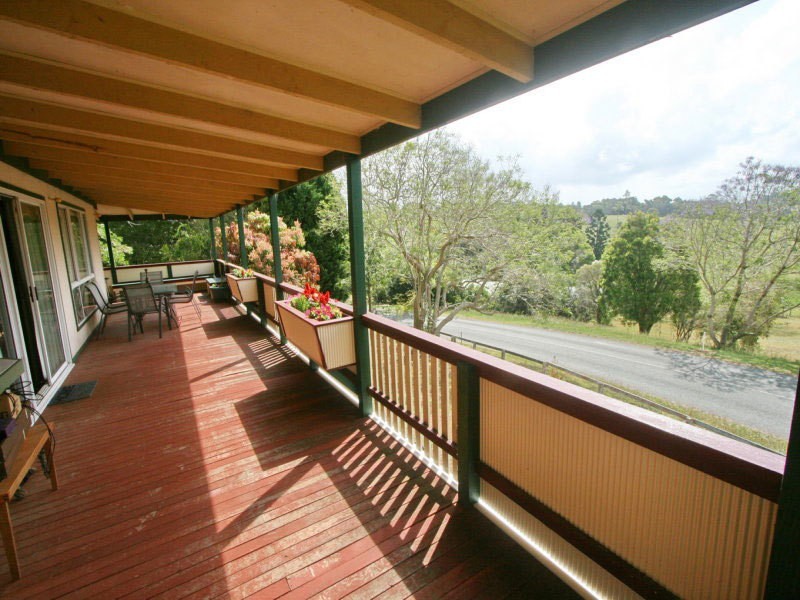 1879 Beechmont Road, Beechmont QLD 4211