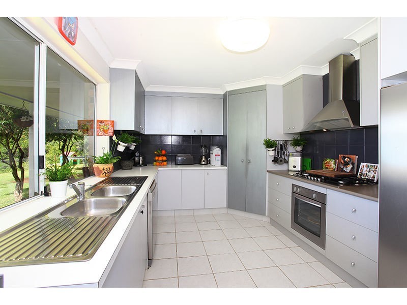 24 Freemans Road, Lower Beechmont QLD 4211