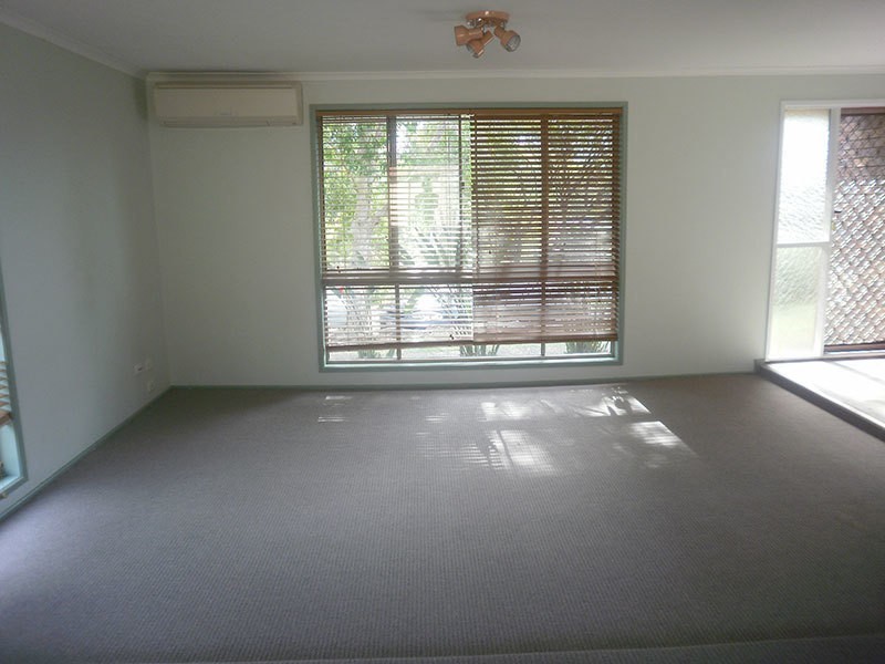 4 Garvie Place, Highland Park QLD 4211