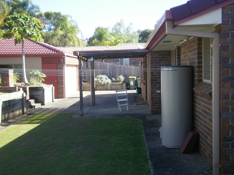 4 Garvie Place, Highland Park QLD 4211