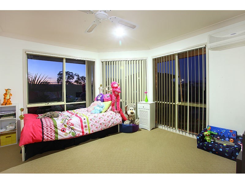 10 John Francis Drive, Carrara QLD 4211