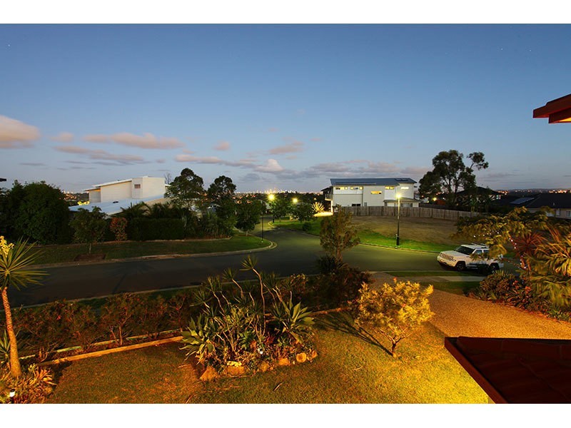 10 John Francis Drive, Carrara QLD 4211