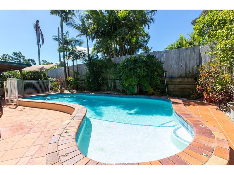 26 Plateau Crescent, Carrara QLD 4211