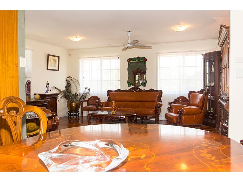 26 Plateau Crescent, Carrara QLD 4211