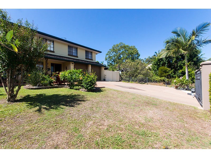 26 Plateau Crescent, Carrara QLD 4211