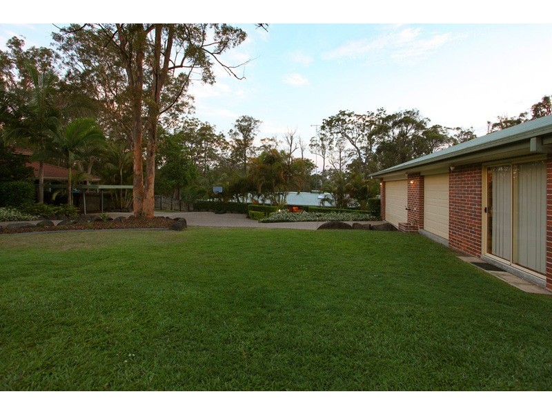 17 Wandin Street, Nerang QLD 4211