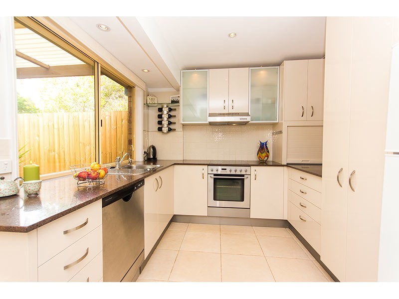 13/5 Keats Place, Nerang QLD 4211