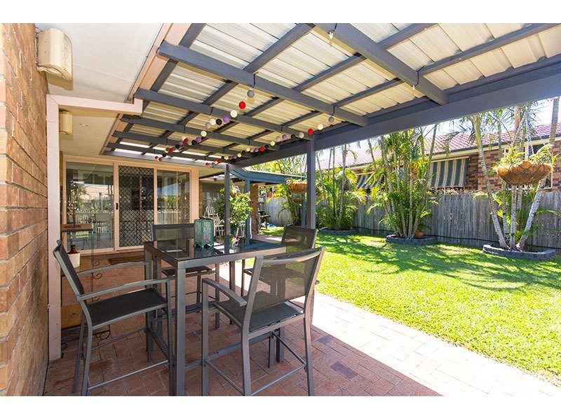 8 Greenwood Court, Helensvale QLD 4212