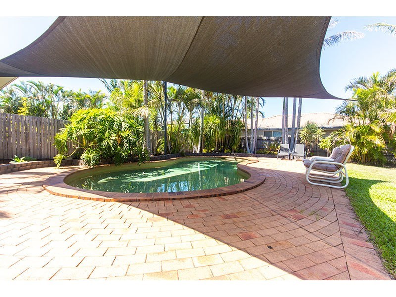 8 Greenwood Court, Helensvale QLD 4212