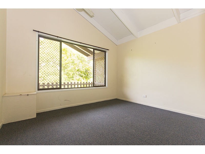 21 Nerang Broadbeach Road, Nerang QLD 4211