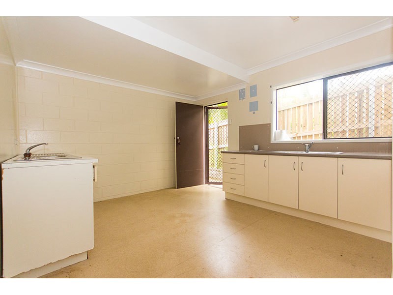 21 Nerang Broadbeach Road, Nerang QLD 4211