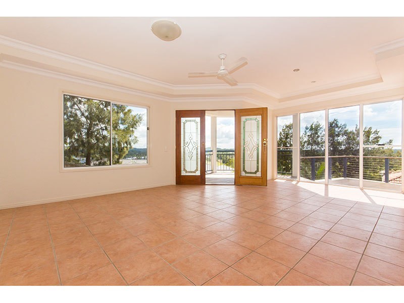6/11 Tara Terrace, Carrara QLD 4211