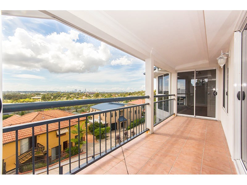 6/11 Tara Terrace, Carrara QLD 4211