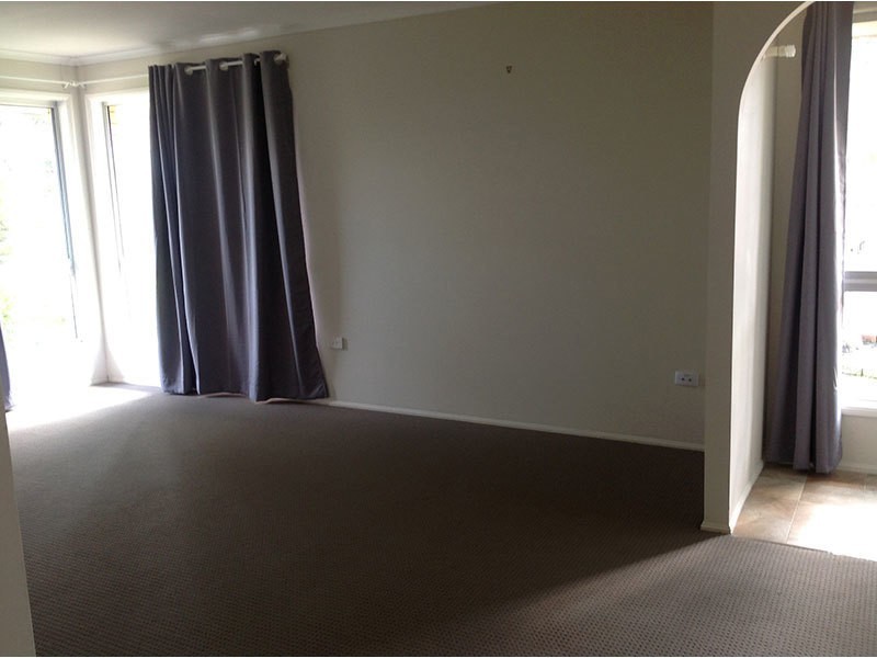 6 Sueden Court, Nerang QLD 4211
