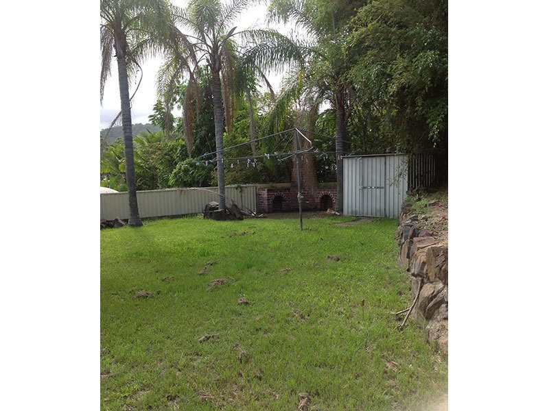 6 Sueden Court, Nerang QLD 4211