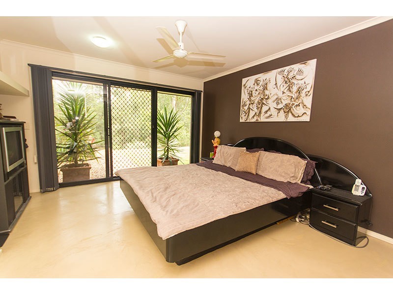 6-8 Eden Park Court, Mount Nathan QLD 4211